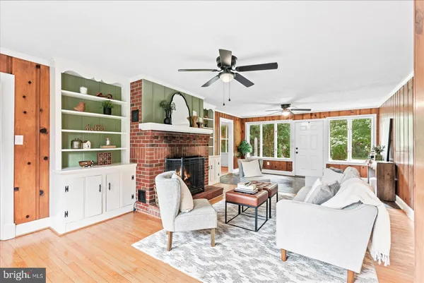 $525,000 | 92 Front Street, Warsaw, VA 22572