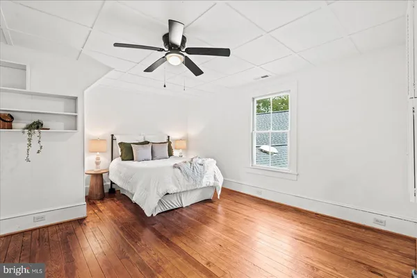 $525,000 | 92 Front Street, Warsaw, VA 22572