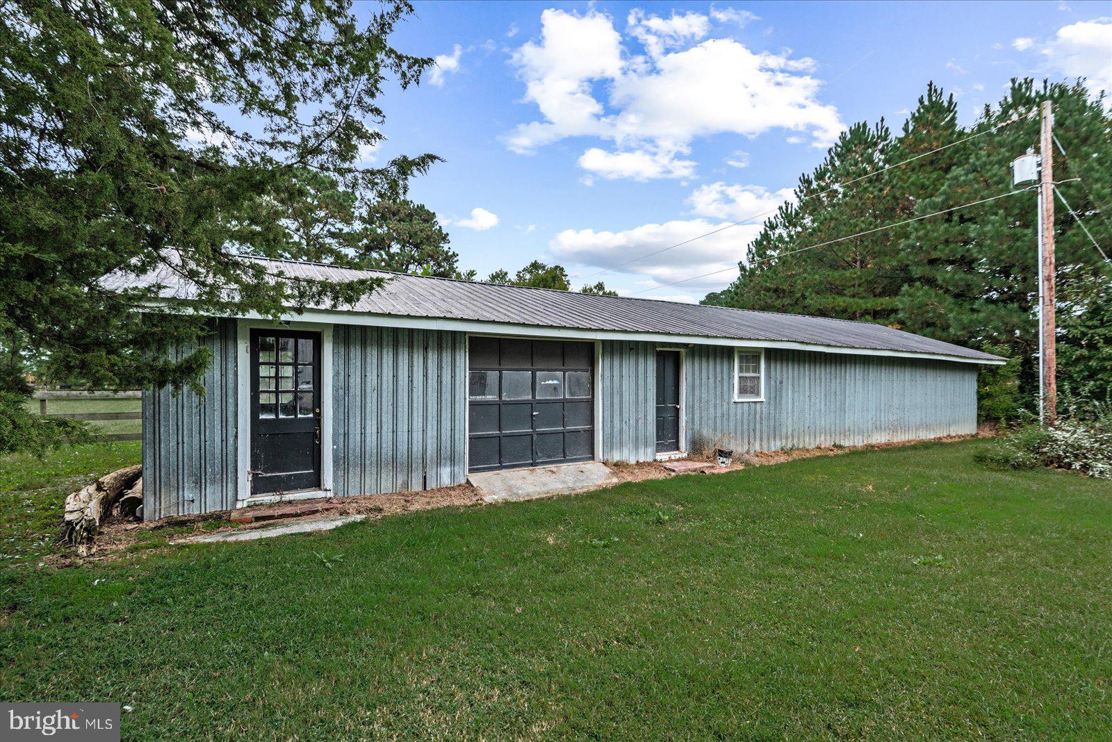 92 Front Street Warsaw, VA 22572 - Photo 59 of 85 Detached Garage/Workshop