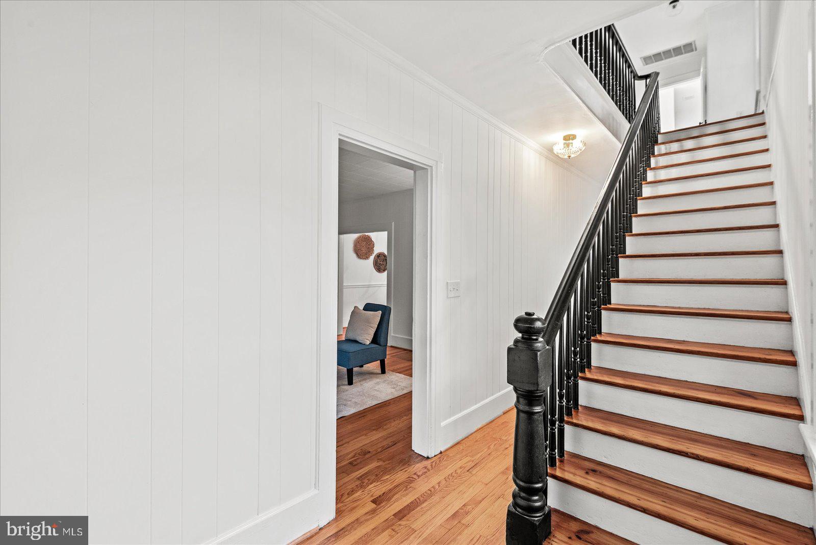 92 Front Street Warsaw, VA 22572 - Photo 6 of 85