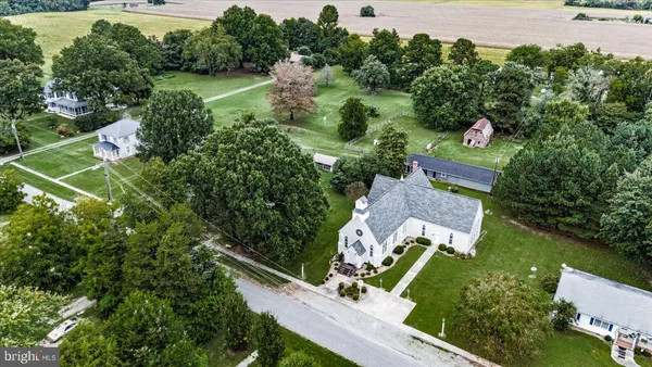 $525,000 | 92 Front Street, Warsaw, VA 22572