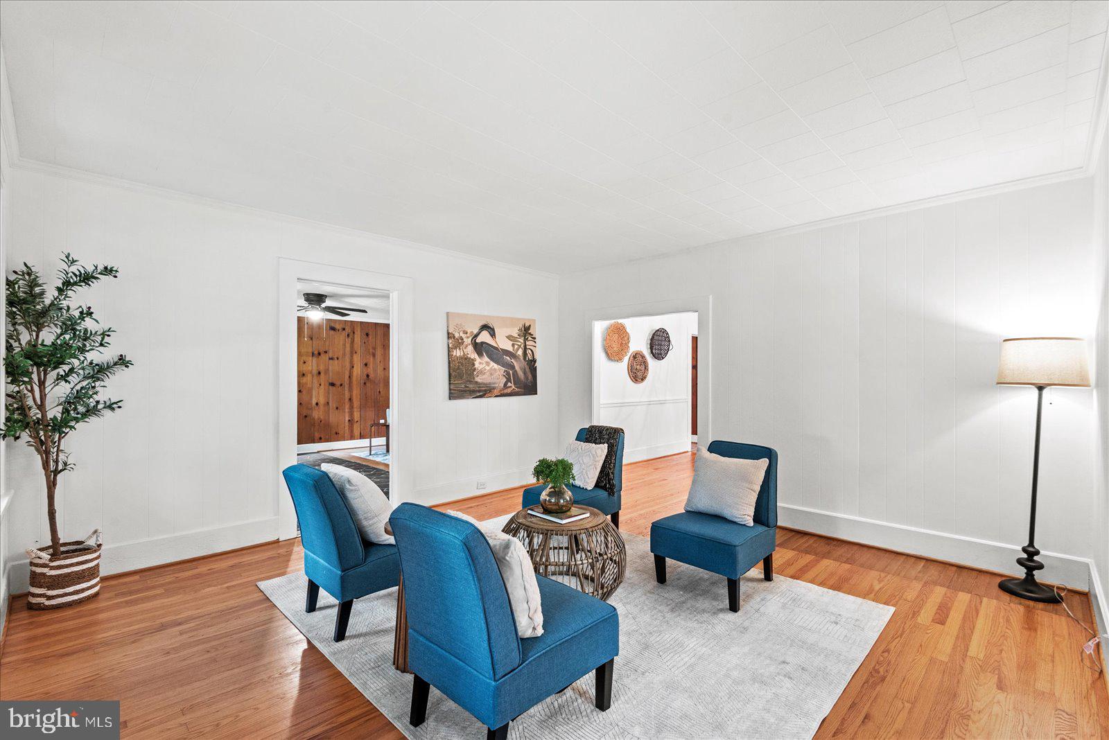 92 Front Street Warsaw, VA 22572 - Photo 9 of 85 Formal Living