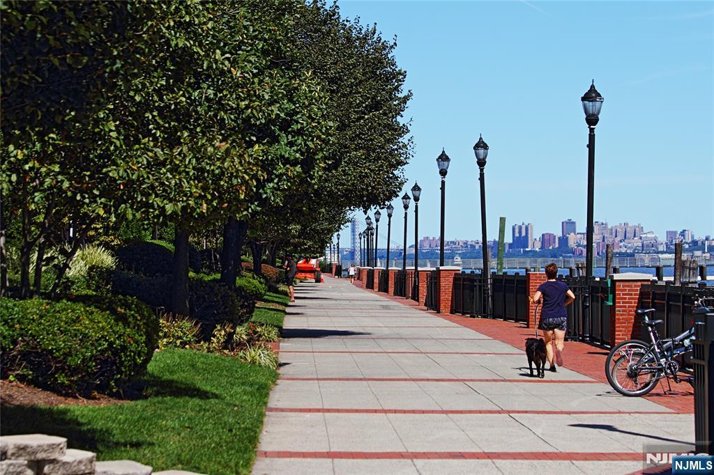 406 Newburgh Court West New York, NJ 07093 - Photo 29 of 31 a view of street with seating space