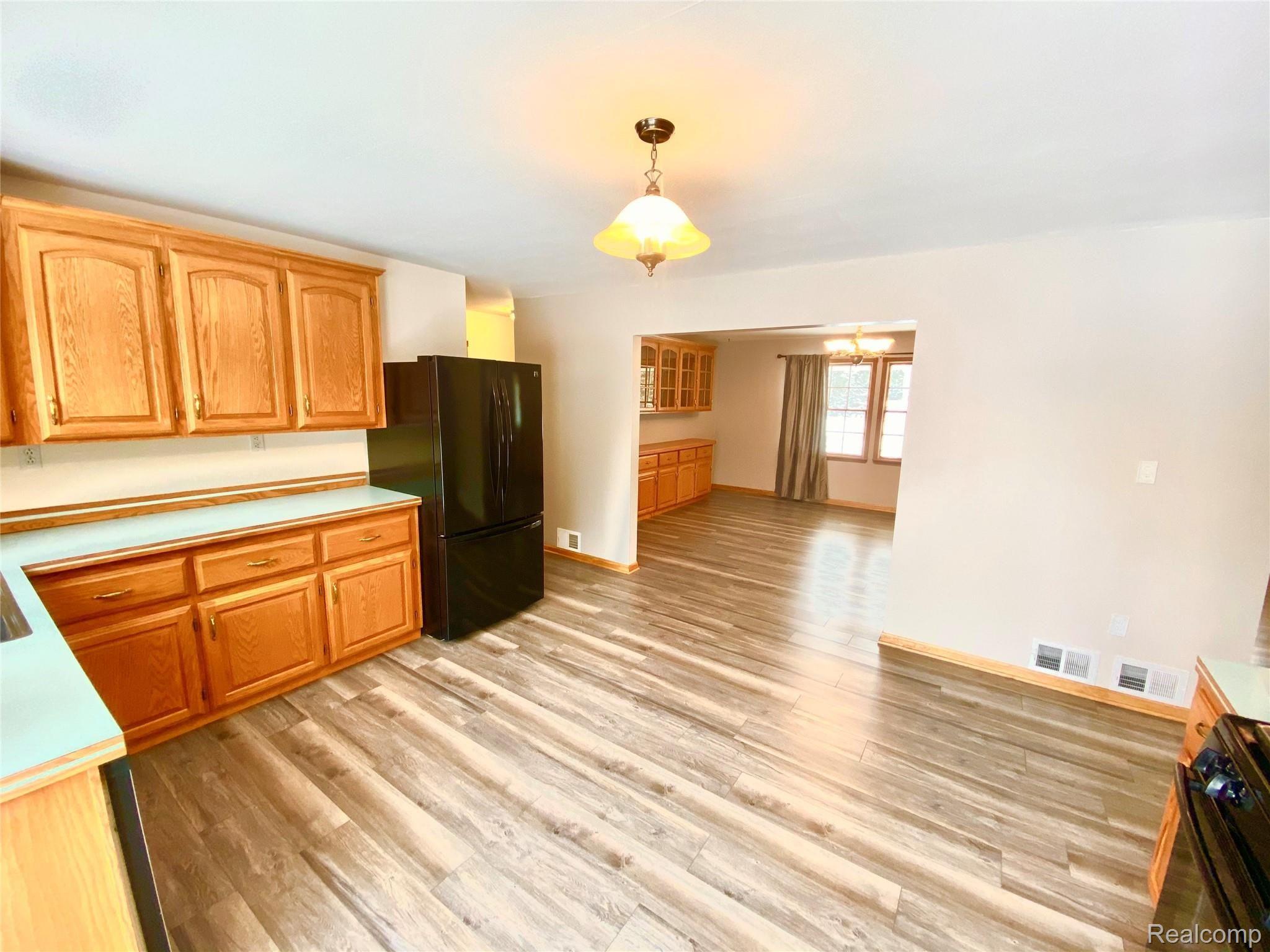 2173 South Van Dyke Road Bad Axe, MI 48413 - Photo 6 of 25 IMG_9738.JPG