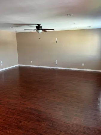 $1,800 | 1309 Airport Drive, Unit C09, Tallahassee, FL 32304