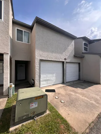 $1,800 | 1309 Airport Drive, Unit C09, Tallahassee, FL 32304