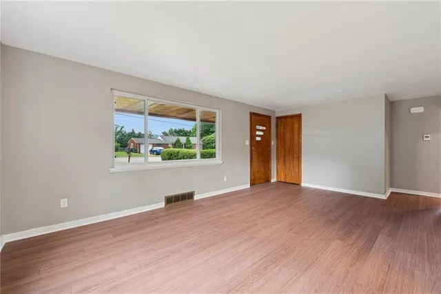 $289,000 | 343 Jefferson Street, Verona, PA 15147