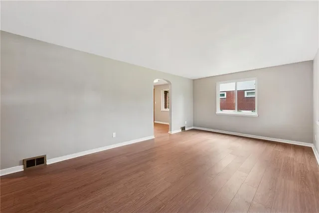 $289,000 | 343 Jefferson Street, Verona, PA 15147