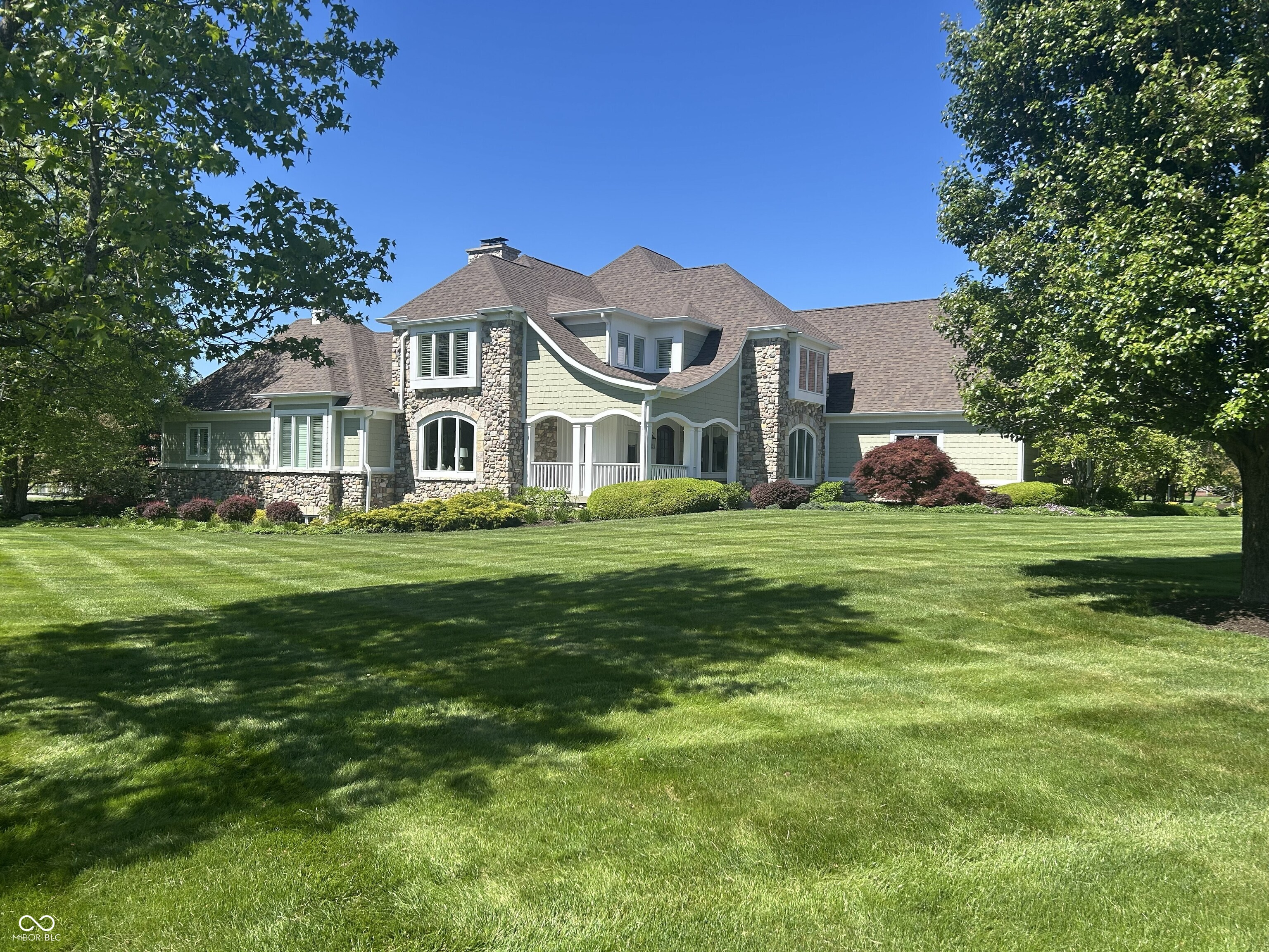 8 Shannon Road Zionsville, IN 46077 - Photo 1 of 65