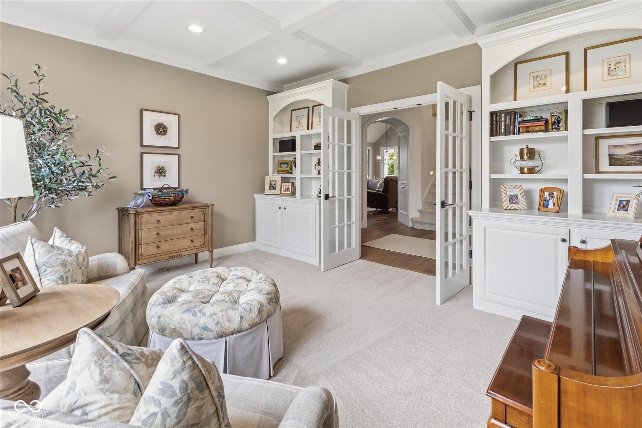 8 Shannon Road Zionsville, IN 46077 - Photo 11 of 65