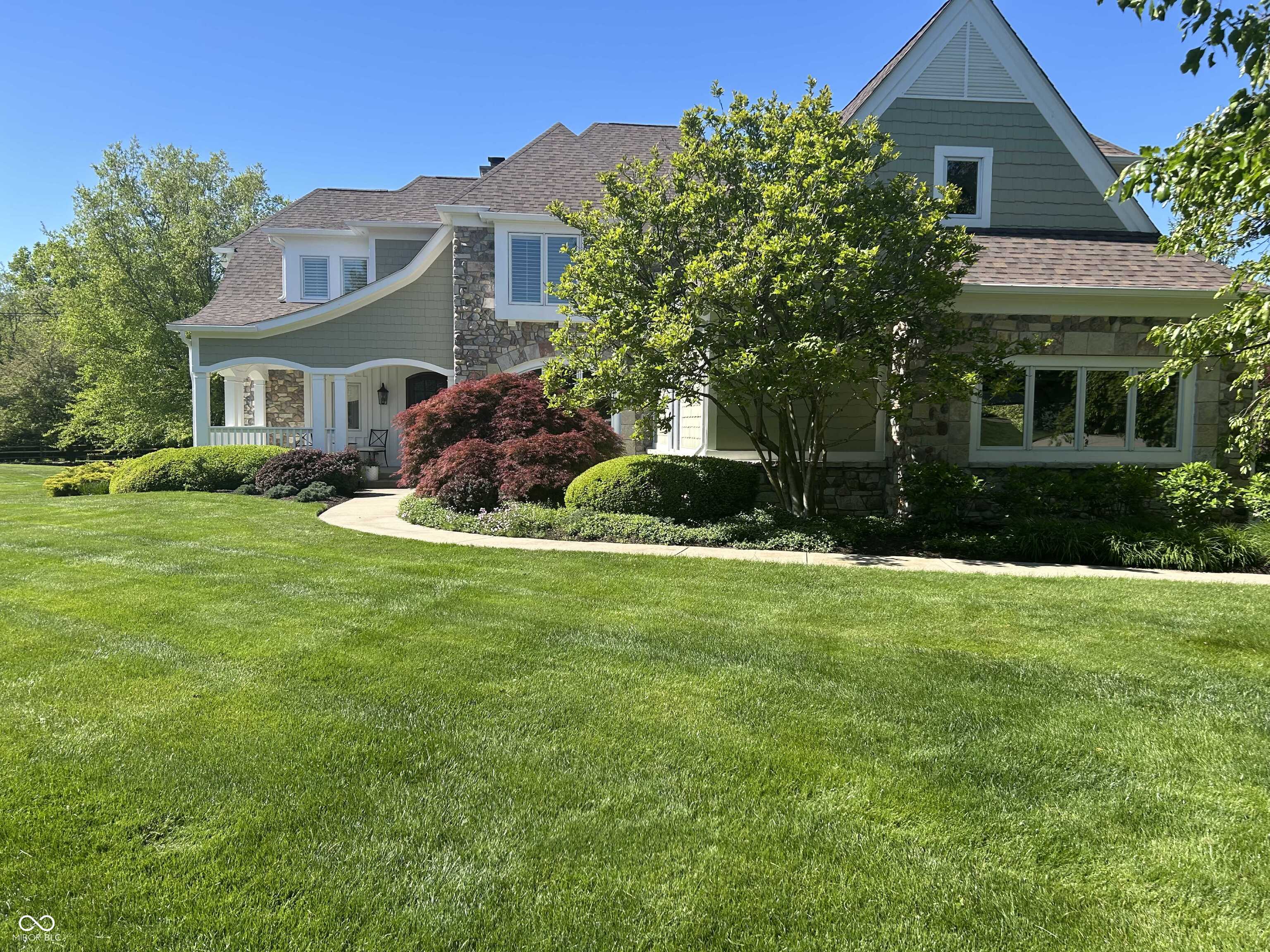 8 Shannon Road Zionsville, IN 46077 - Photo 4 of 65