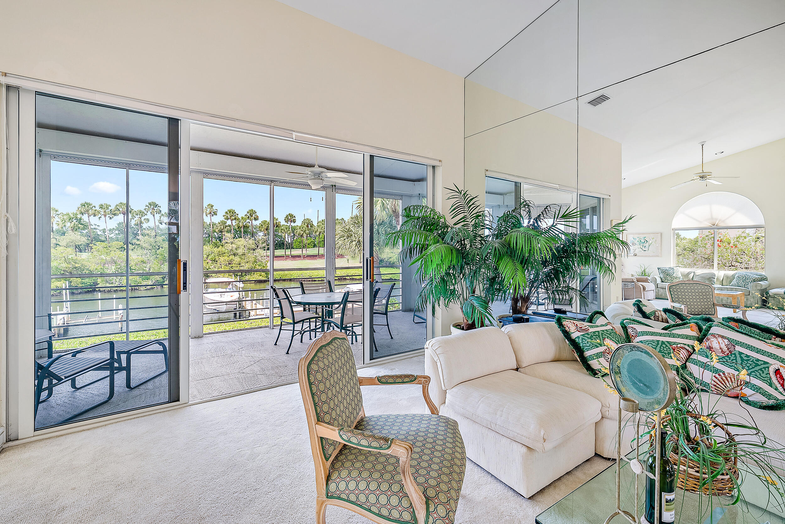 802 Captains Way Jupiter, FL 33477 - Photo 15 of 38 Family Room