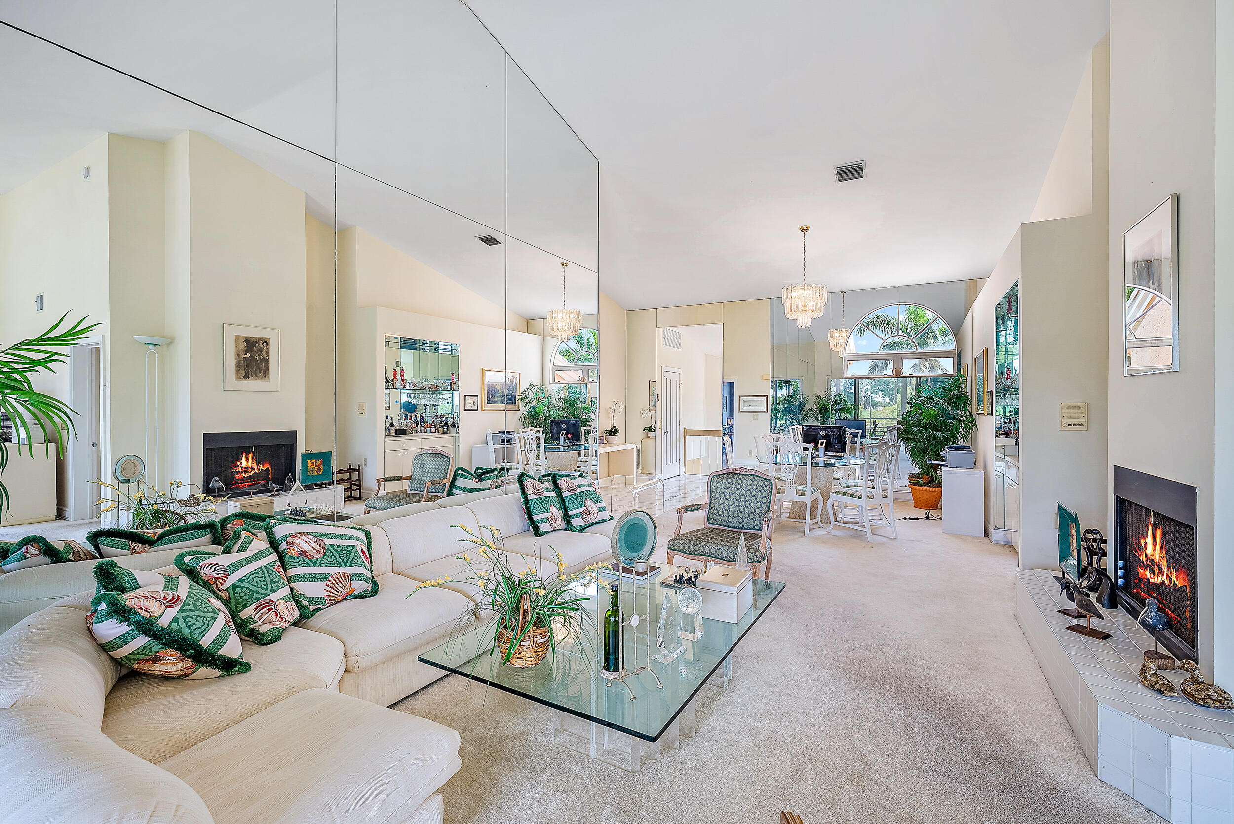 802 Captains Way Jupiter, FL 33477 - Photo 18 of 38 Family Room