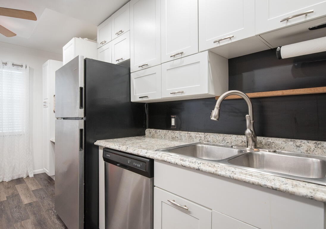 4022 Exeter, Unit B Boca Raton, FL 33434 - Photo 11 of 44 4022 Exerter B-24