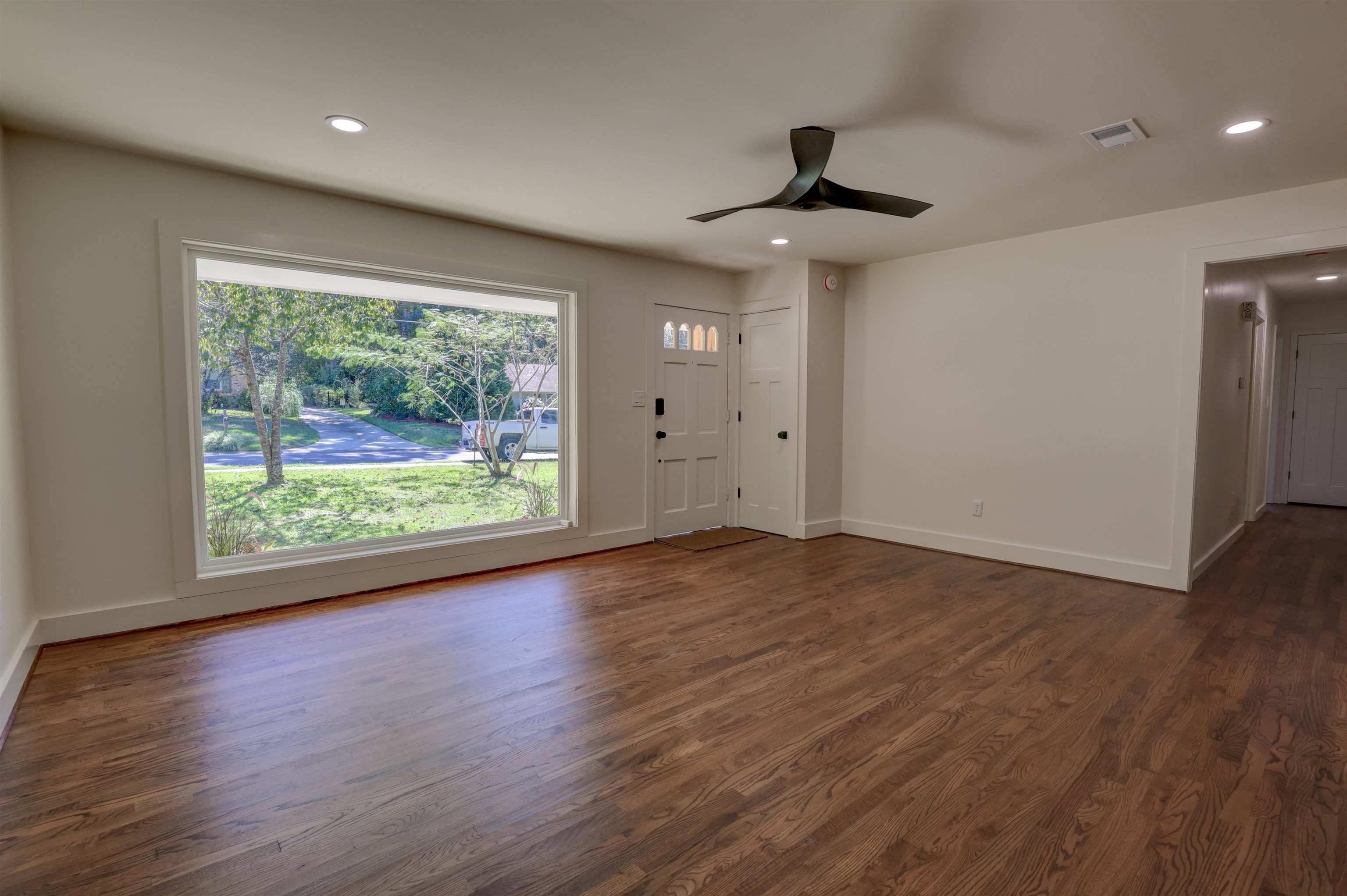 353 Patlynn Drive Fairhope, AL 36532 - Photo 3 of 22