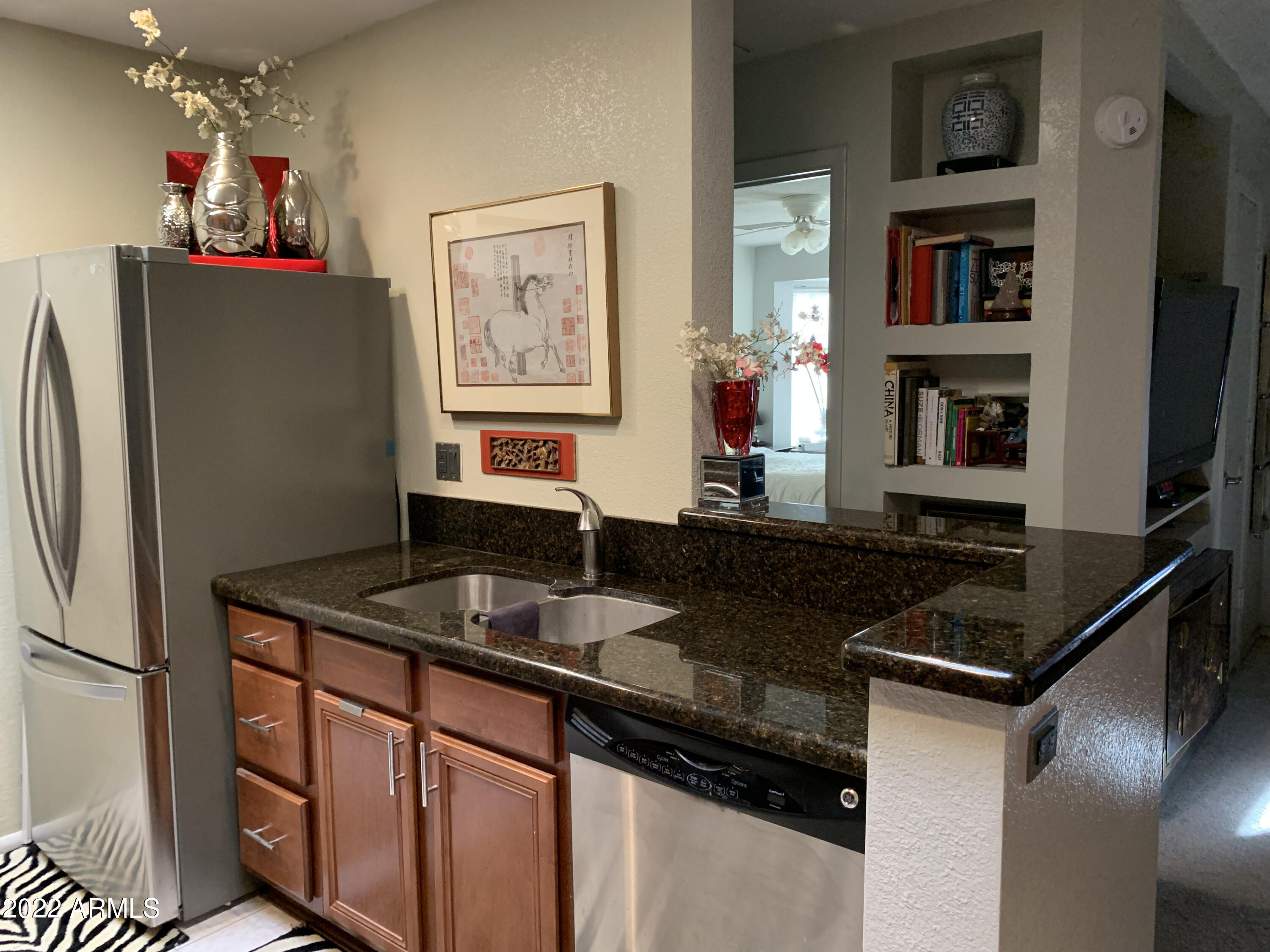 14300 West Bell Road, Unit 481 Surprise, AZ 85374 - Photo 7 of 13 Kitchen Sink