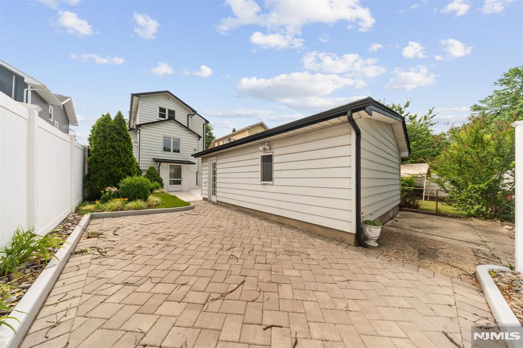 271 Travers Place Lyndhurst, NJ 07071 - Photo 48 of 50
