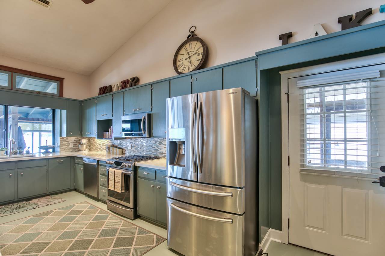 3144 Lakeview Point Road Quincy, FL 32351 - Photo 14 of 36