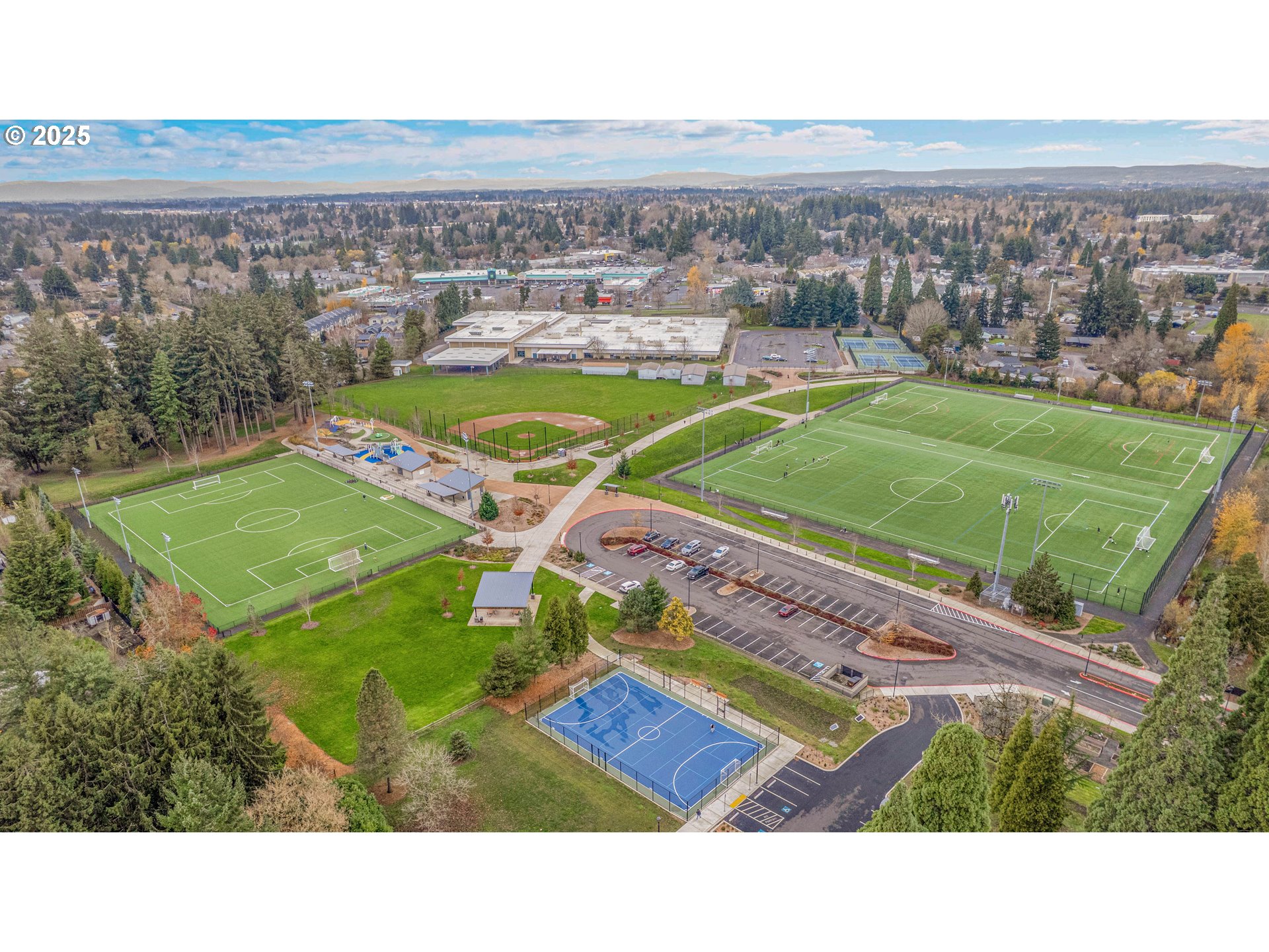 17277 Southwest Sugar Plum Court Beaverton, OR 97007 - Photo 30 of 31 a view of a tennis court