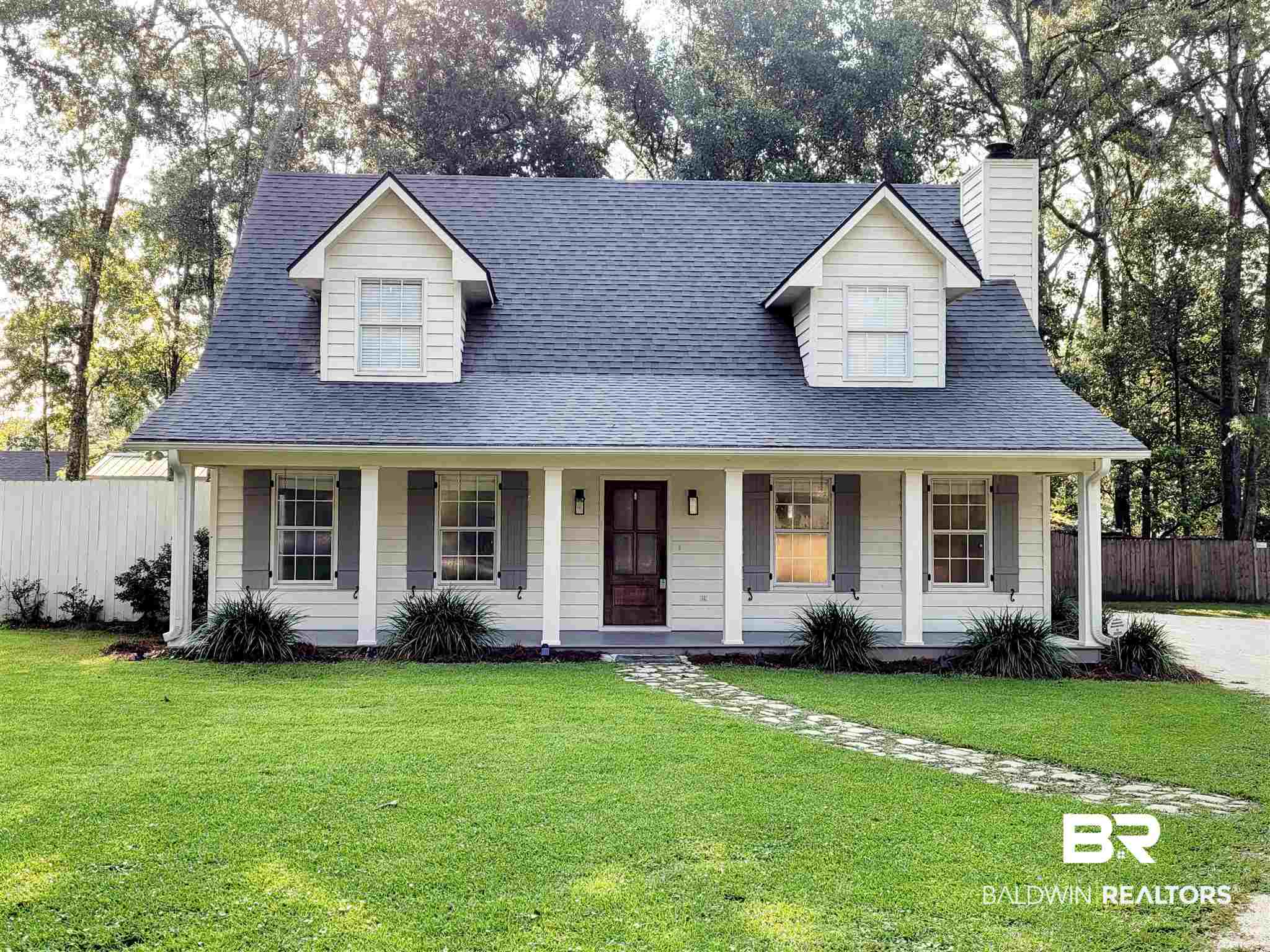 433 South Section Street Fairhope, AL 36532 - Photo 1 of 18