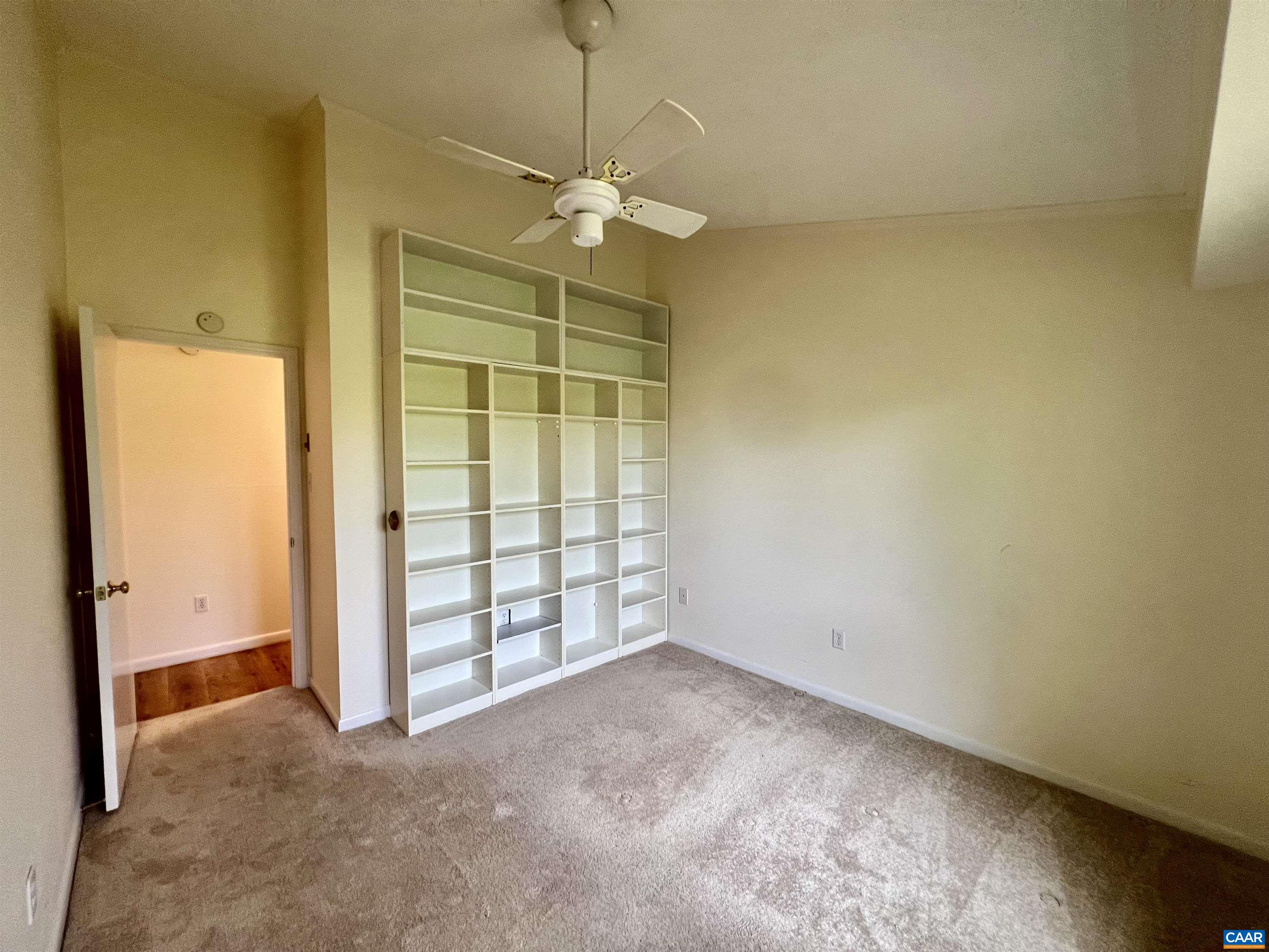 116 Turtle Creek Road, Unit 111 Charlottesville, VA 22901 - Photo 12 of 22