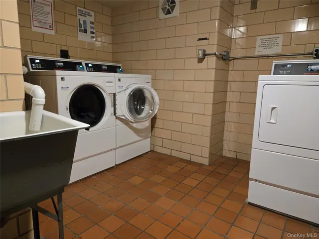 $345,000 | 125-10 Queens Boulevard, Unit 515 | Kew Gardens