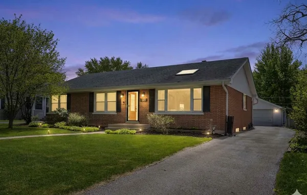 $550,000 | 1910 East Liberty Drive, Wheaton, IL 60187