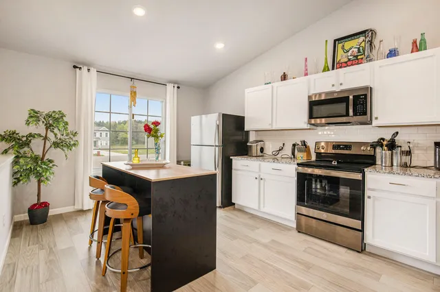 $324,900 | 7762 Sierra Drive, Belding, MI 48809