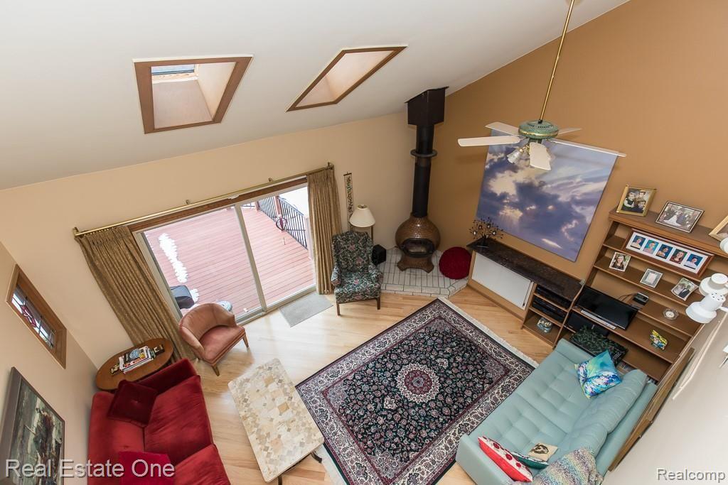 2545 Munster Road Rochester Hills, MI 48309 - Photo 22 of 33