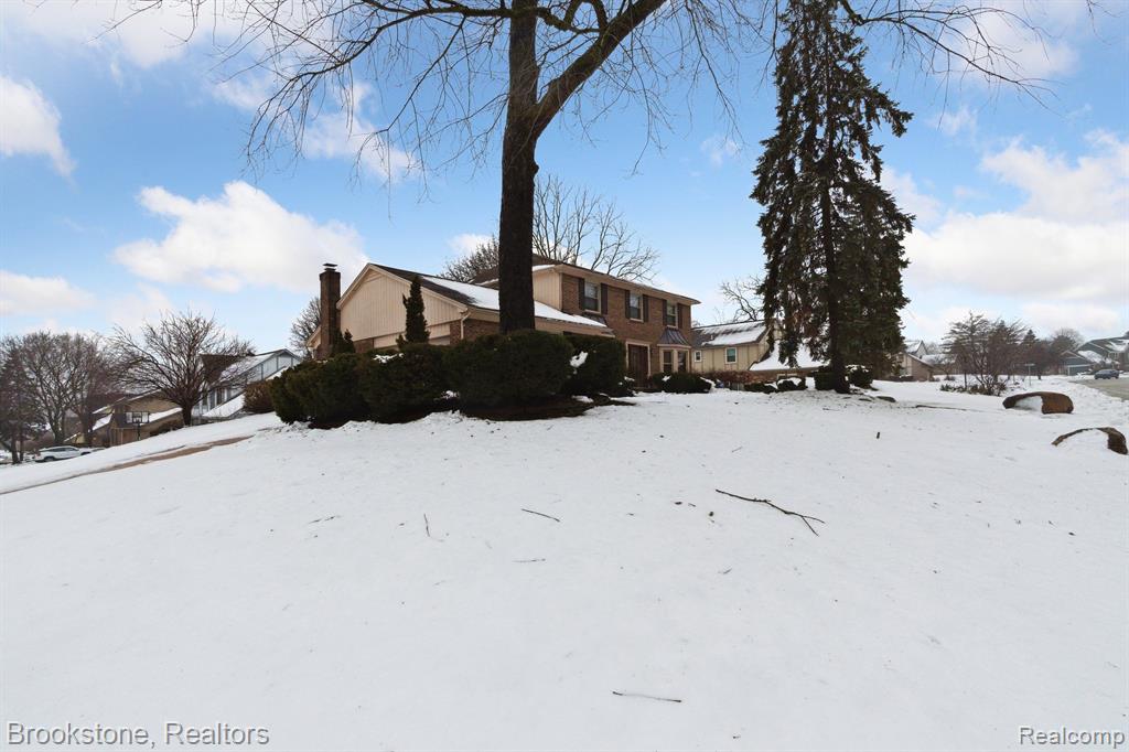 36875 Chesapeake Road Farmington Hills, MI 48335 - Photo 39 of 41