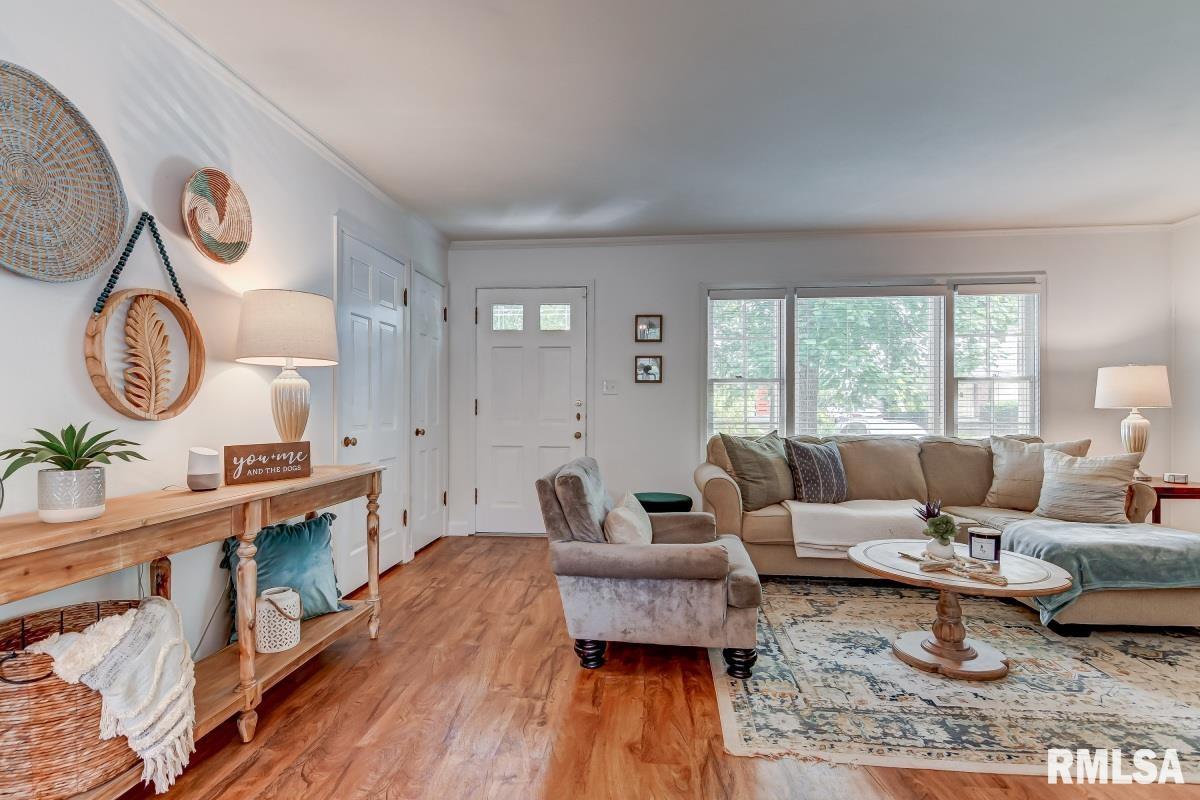 1417 West Edwards Street Springfield, IL 62704 - Photo 3 of 36 Gallery Image 3
