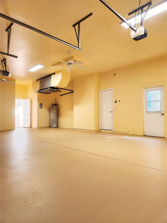 7190 Raymond Place Spring Hill, FL 34607 - Photo 39 of 41 a view of a garage