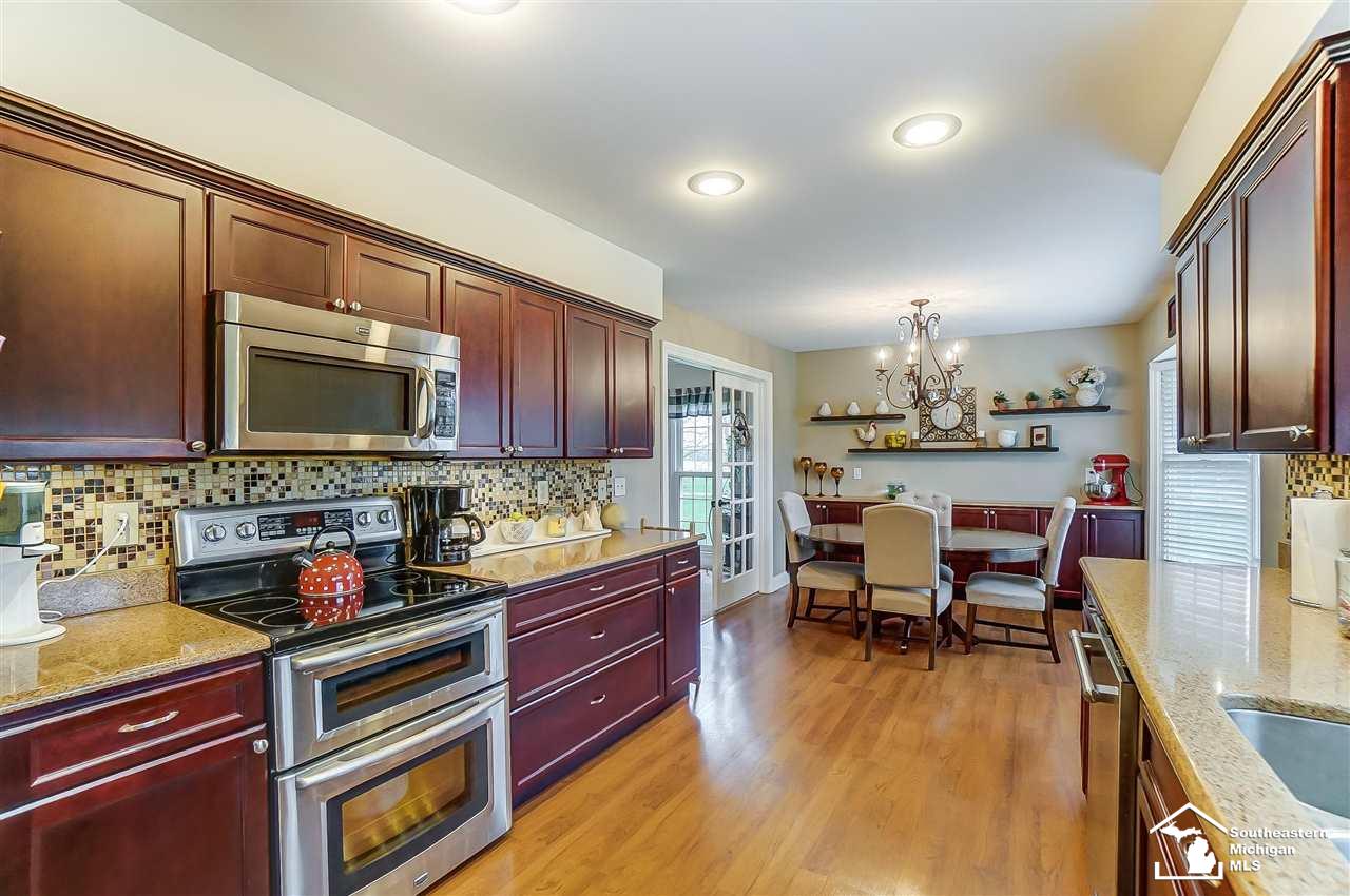 10949 Grafton Road Carleton, MI 48117 - Photo 22 of 47