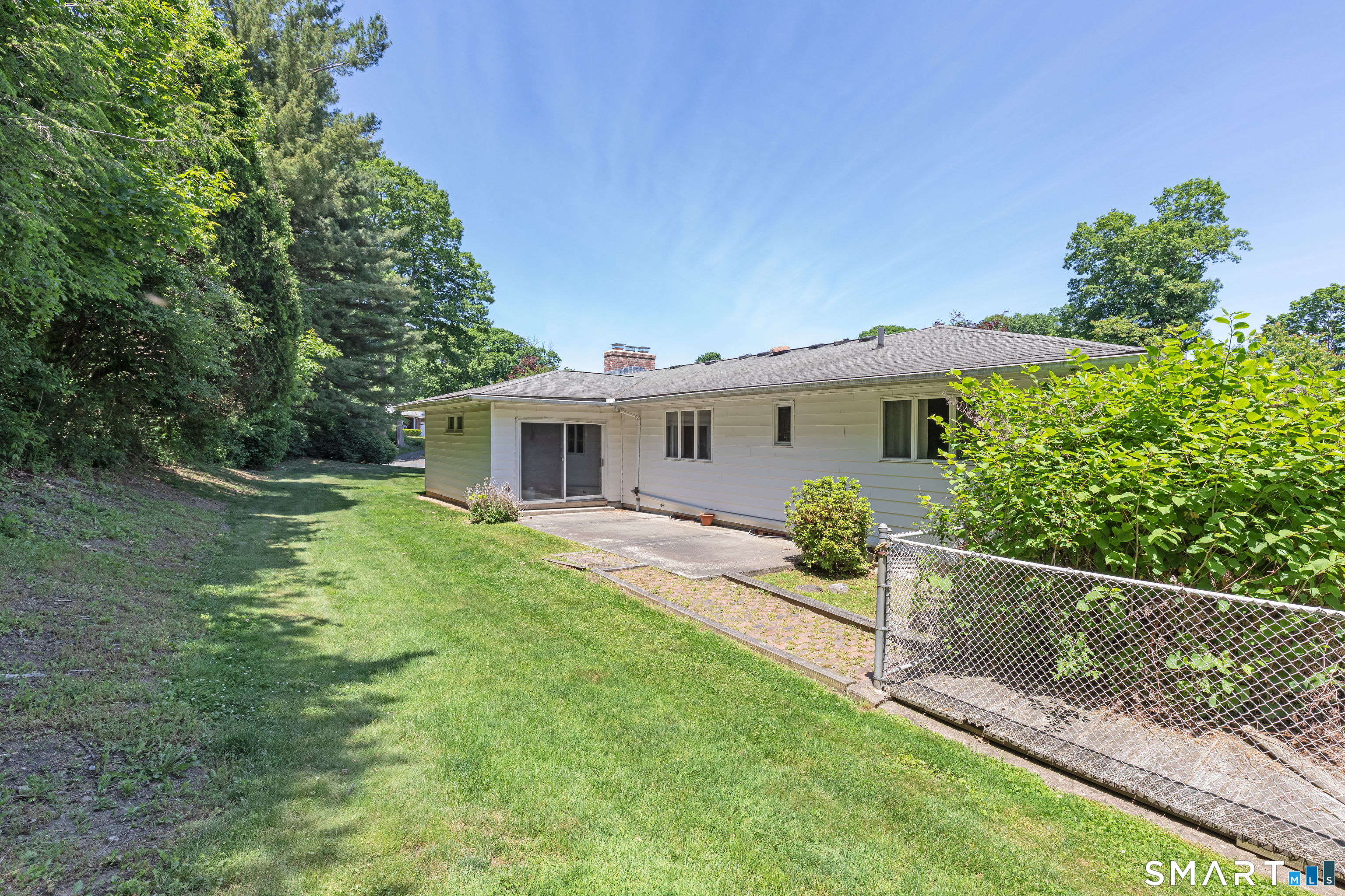 319 Maybrook Road Waterbury, CT 06708 - Photo 39 of 40