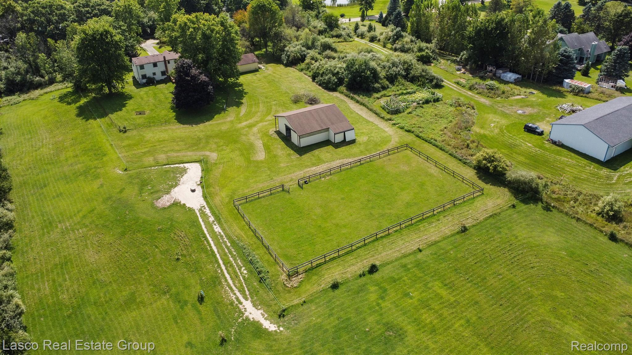 6090 Munsell Road Howell, MI 48843 - Photo 50 of 57 Gallery Image 50