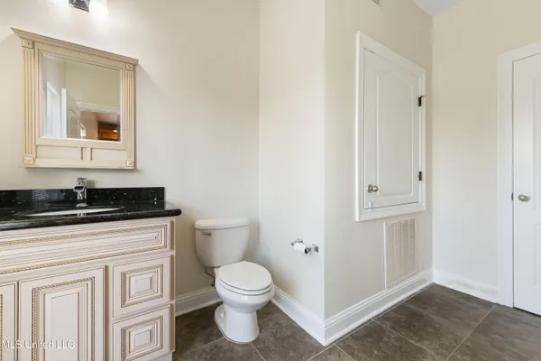 $282,000 | 1400 Mill Road, Unit 40, Gulfport, MS 39507