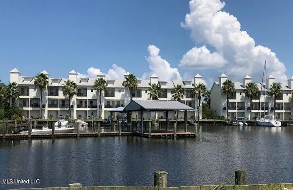 $282,000 | 1400 Mill Road, Unit 40, Gulfport, MS 39507