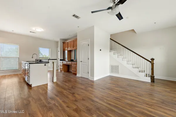 $282,000 | 1400 Mill Road, Unit 40, Gulfport, MS 39507