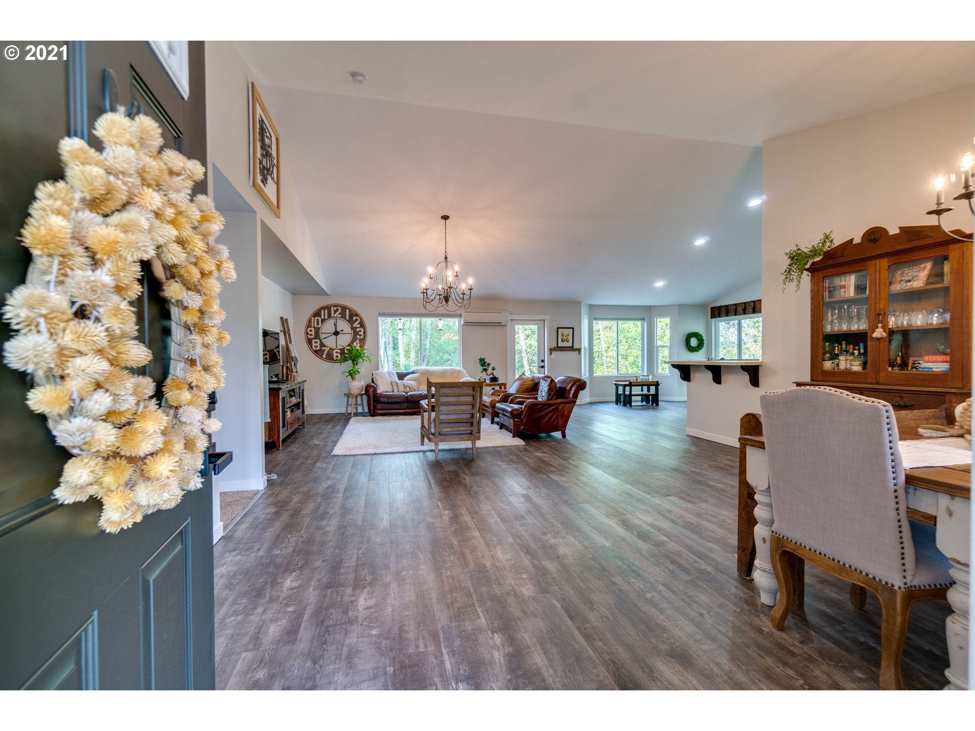 90461 Logan Road Astoria, OR 97103 - Photo 2 of 32 Gallery Image 2