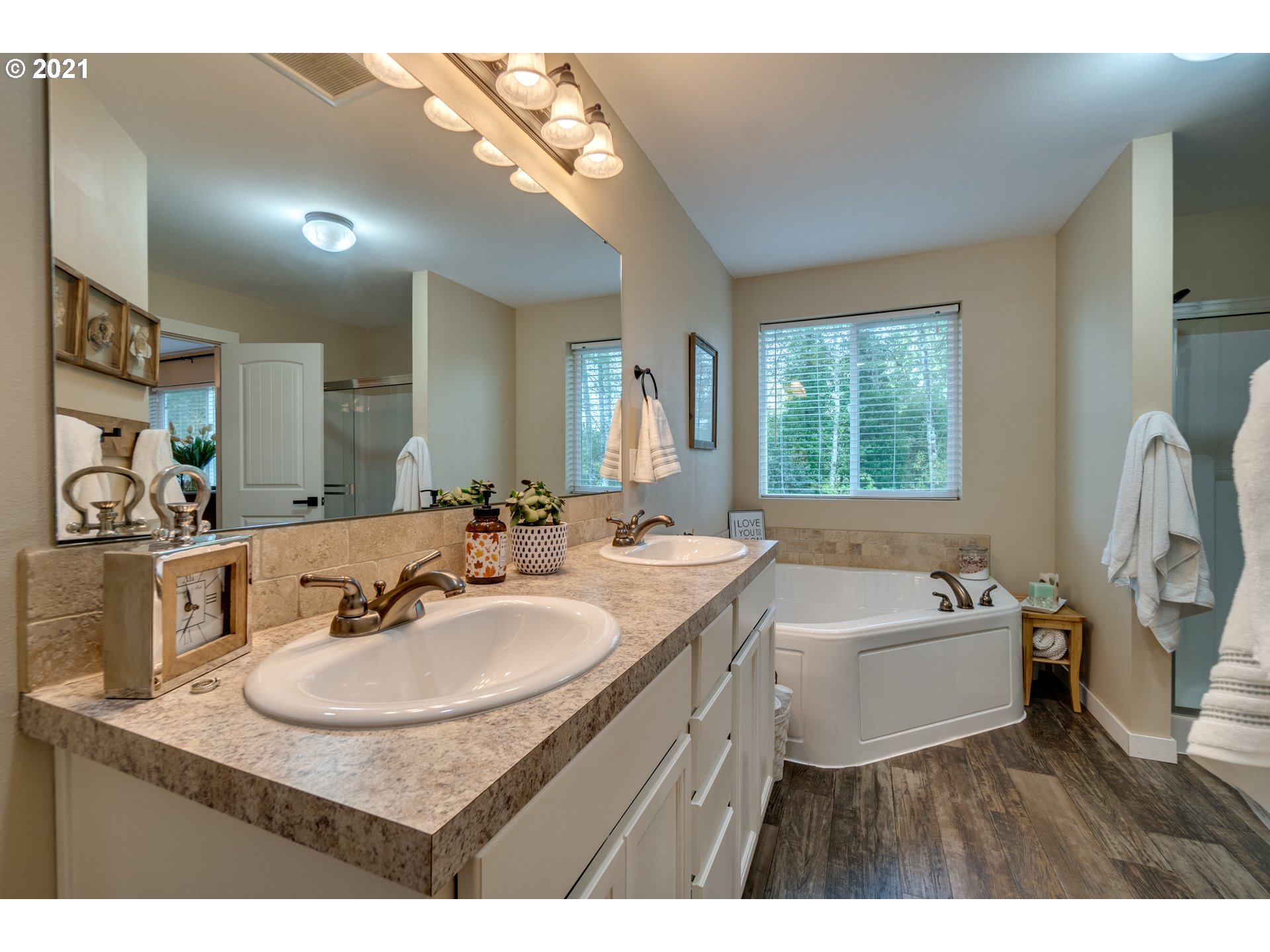 90461 Logan Road Astoria, OR 97103 - Photo 21 of 32 Gallery Image 21