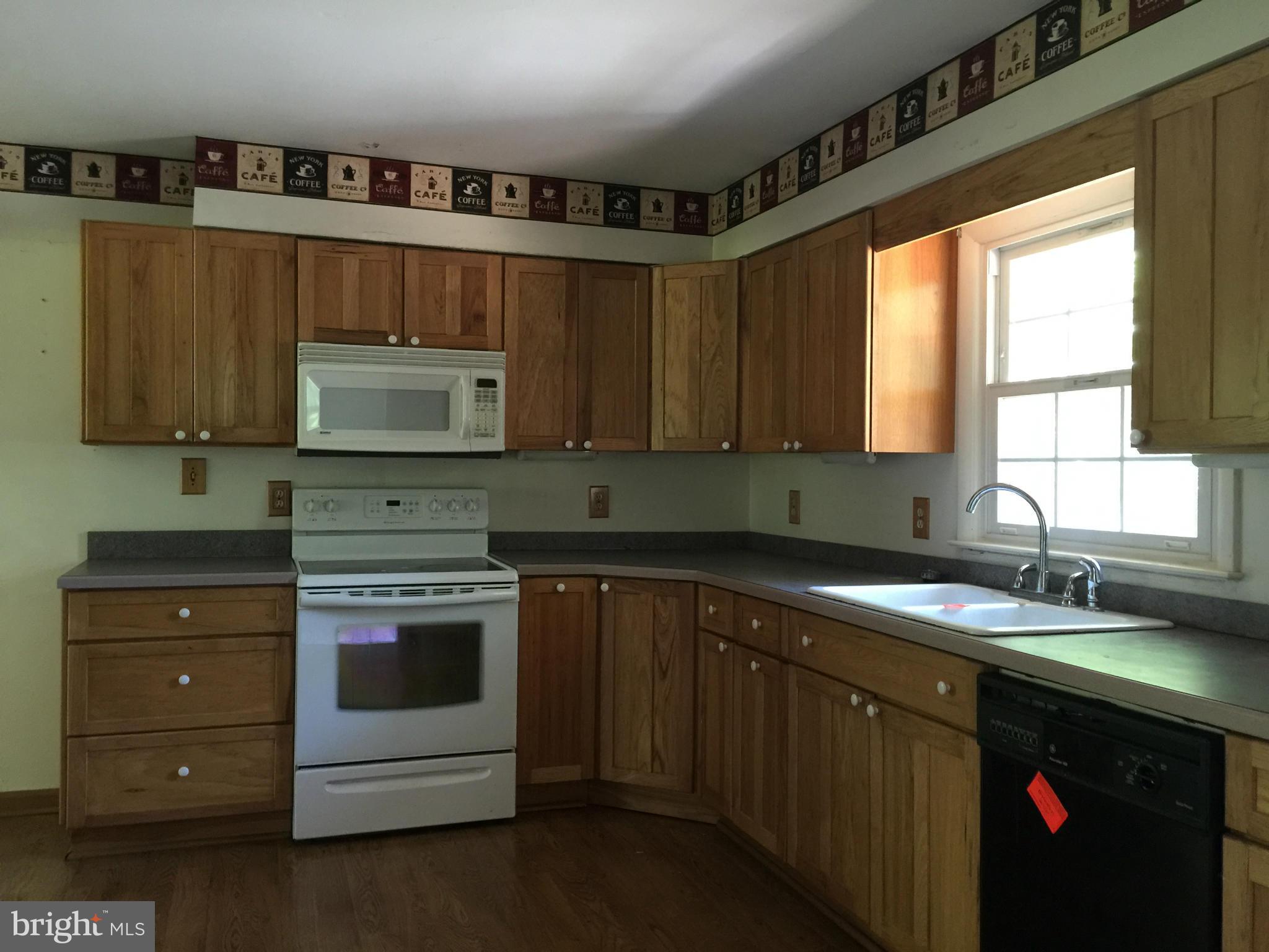 318 Cropp Road Fredericksburg, VA 22406 - Photo 4 of 14 Interior (General)