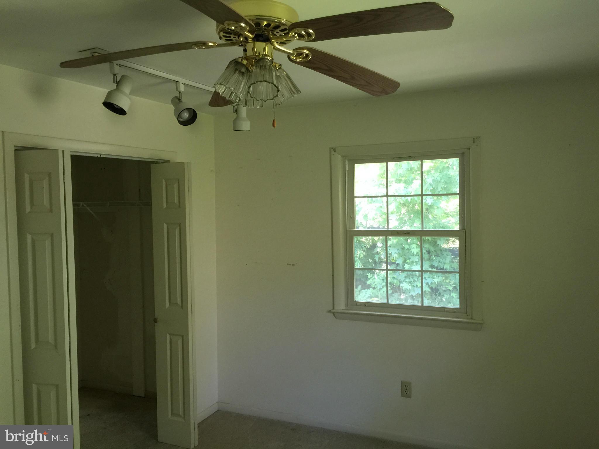 318 Cropp Road Fredericksburg, VA 22406 - Photo 10 of 14 Interior (General)
