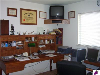 20945 Loper Valley Road Prather, CA 93651 - Photo 6 of 8 Bedroom #2, with walk in closet