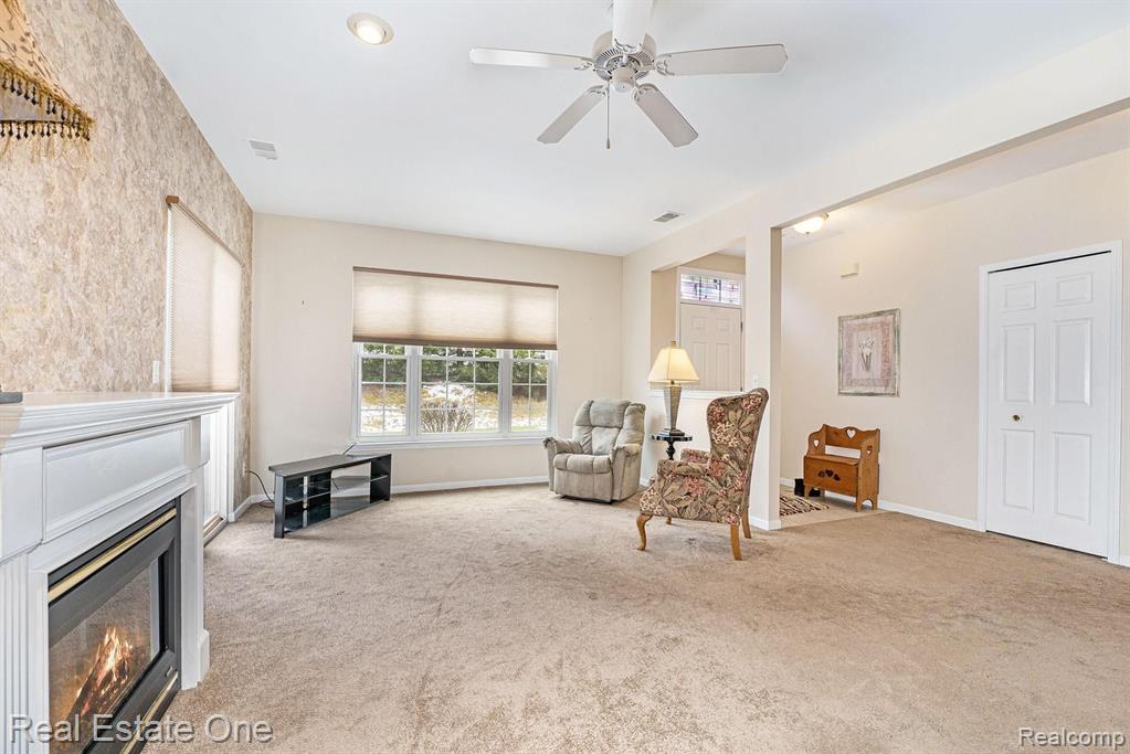 1794 Flagstone Circle Rochester, MI 48307 - Photo 5 of 25 Gallery Image 5