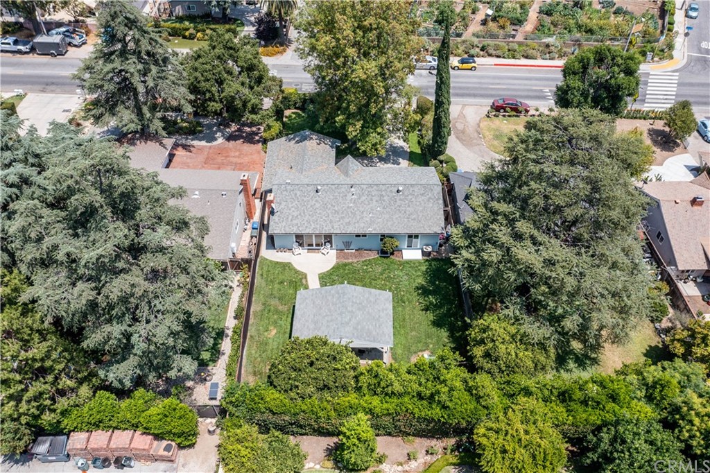 3237 Lincoln Avenue Altadena, CA 91001 - Photo 18 of 21 Backyard