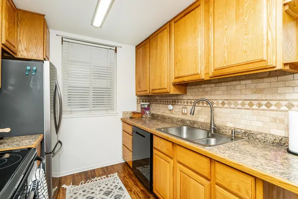 $115,000 | 1911 Viking Drive Northwest, Unit 12, Rochester, MN 55901