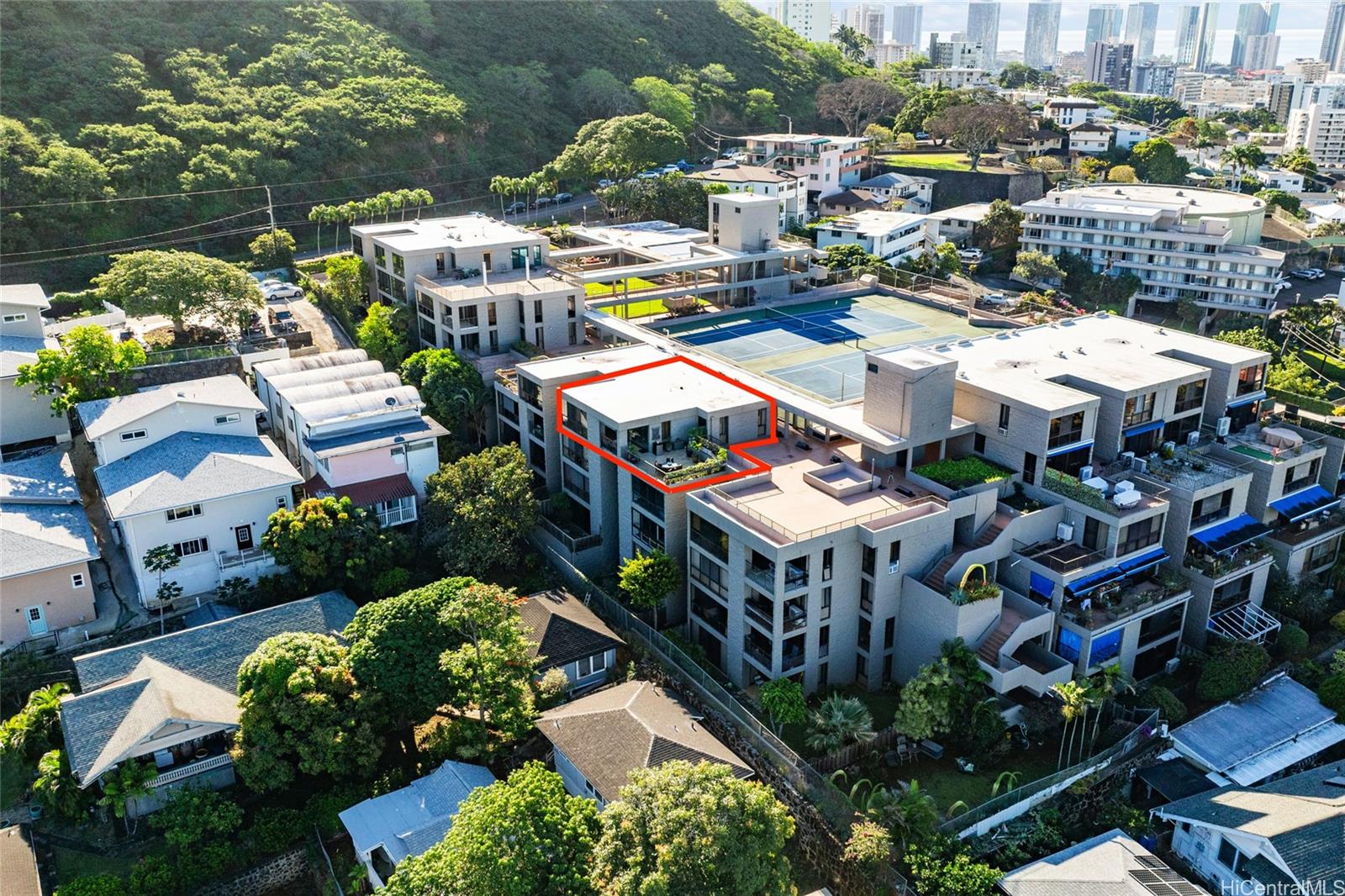 217 Prospect Street, Unit M8 Honolulu, HI 96813 - Photo 2 of 20 a picture of city view