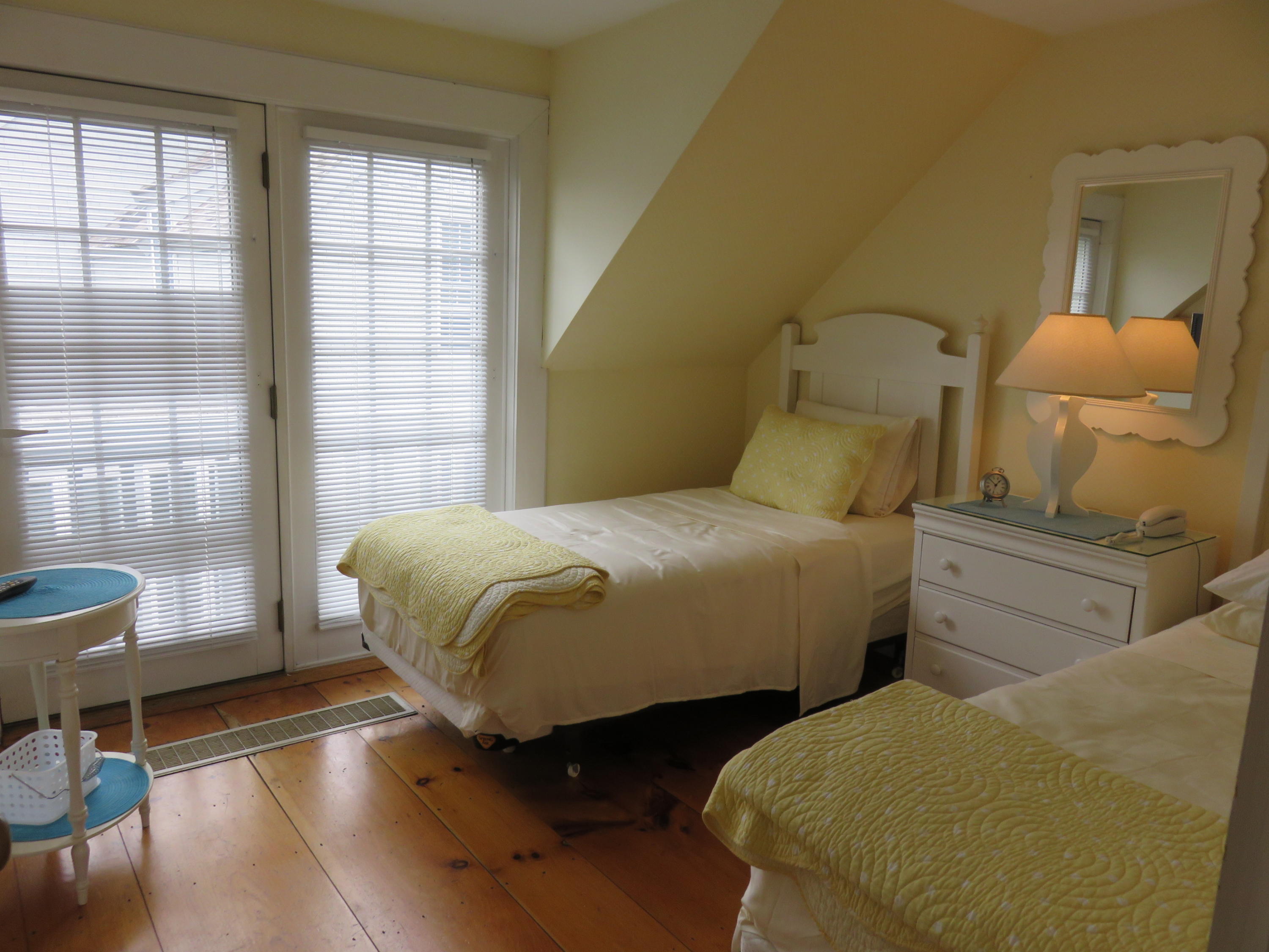 7 Milestone Way Mashpee, MA 02649 - Photo 18 of 24 IMG_6184