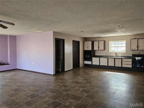 $189,000 | 9126 Baldwin Road, Baldwin, IL 62217