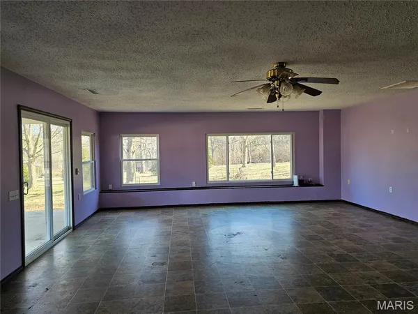 $189,000 | 9126 Baldwin Road, Baldwin, IL 62217